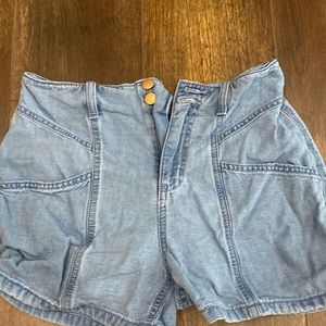 Universal thread, Jean short, size 4